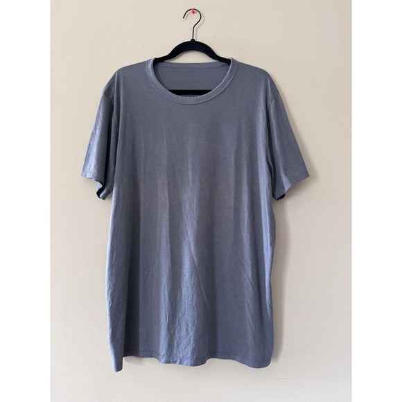 Lululemon Shirt Mens 1x Gray Tech Tee Performance Short Sleeve Gym workout EUC - Picture 1 of 7